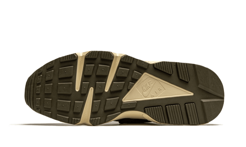 Sneakers éditions limitées et authentiques Nike Stussy Air Huarache Desert Oak - DD1381-200 - Kickzmi