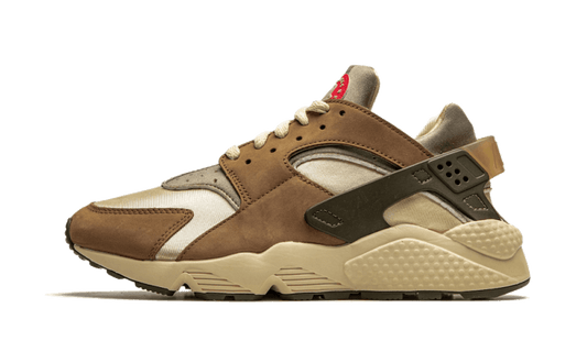 Sneakers éditions limitées et authentiques Nike Stussy Air Huarache Desert Oak - DD1381-200 -  Kickzmi