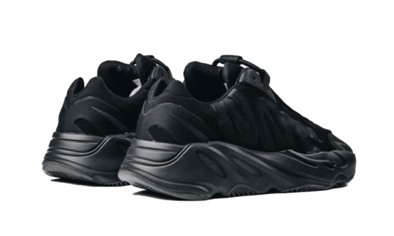 Sneakers éditions limitées et authentiques Adidas Yeezy 700 MNVN Triple Black - FV4440 - Kickzmi
