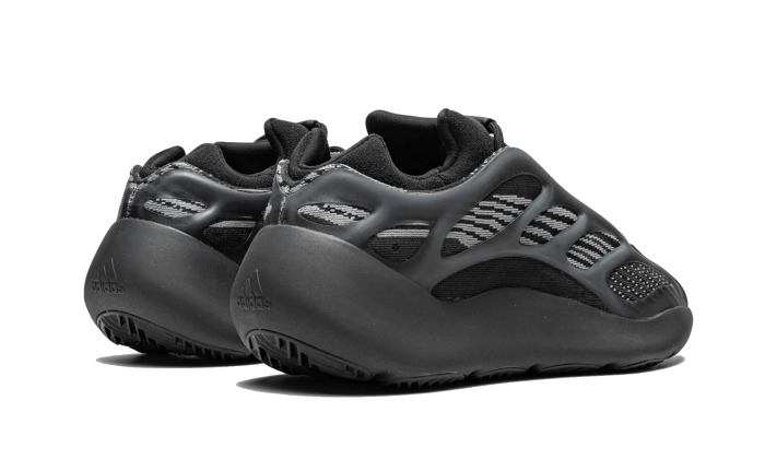 Sneakers éditions limitées et authentiques Adidas Yeezy 700 V3 Dark Glow - GX6144 - Kickzmi