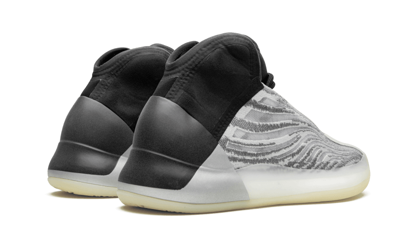 Sneakers éditions limitées et authentiques Adidas Yeezy QNTM (Lifestyle Model) - Q46473 - Kickzmi