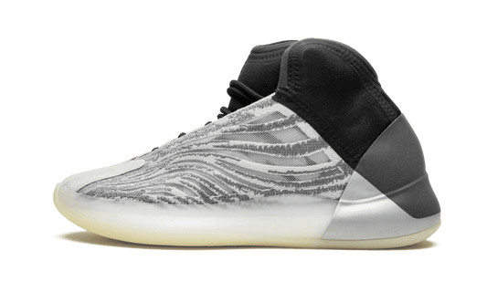 Sneakers éditions limitées et authentiques Adidas Yeezy QNTM (Lifestyle Model) - Q46473 - Kickzmi
