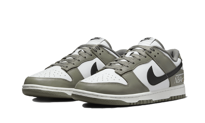 Sneakers éditions limitées et authentiques Nike Dunk Low NBA Paris - FZ4624-001 - Kickzmi