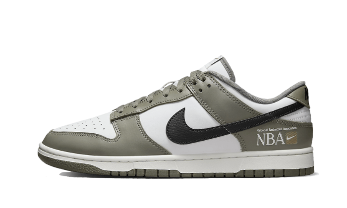 Sneakers éditions limitées et authentiques Nike Dunk Low NBA Paris - FZ4624-001 - Kickzmi