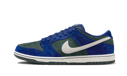 Sneakers éditions limitées et authentiques Nike SB Dunk Low Deep Royal Blue - HF3704-400 - Kickzmi