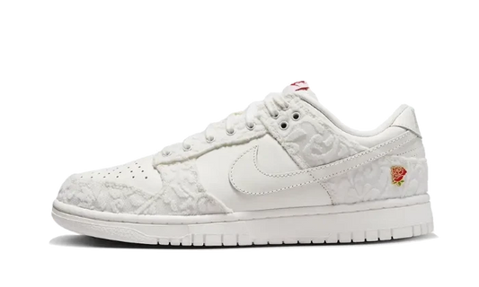 Nike Dunk Low Give Her Flowers - FZ3775-133 - Kickzmi