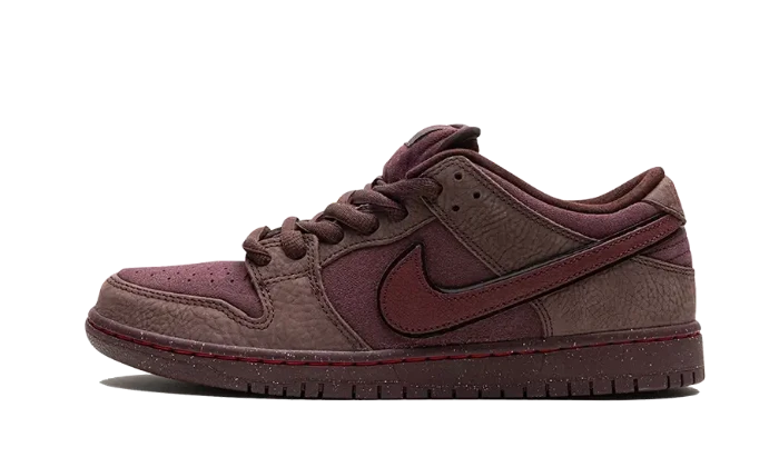 Nike SB Dunk Low City Of Love Burgundy Crush - FN0619-600